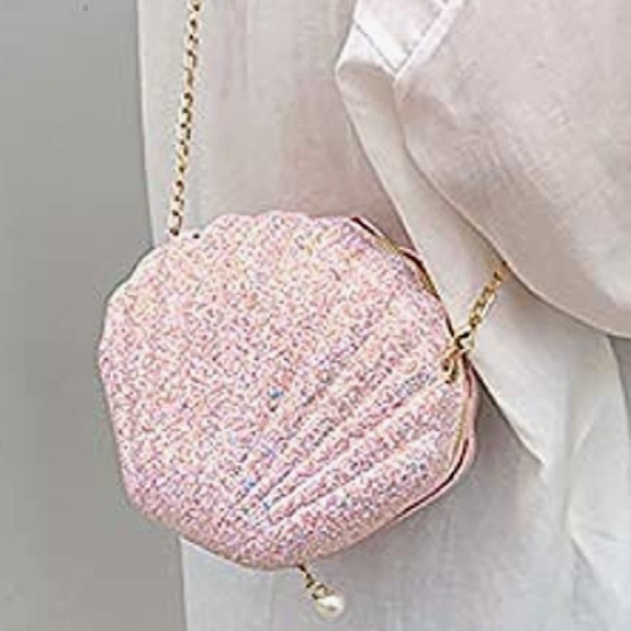 Shell purse 🐚 - Picture 2 of 3